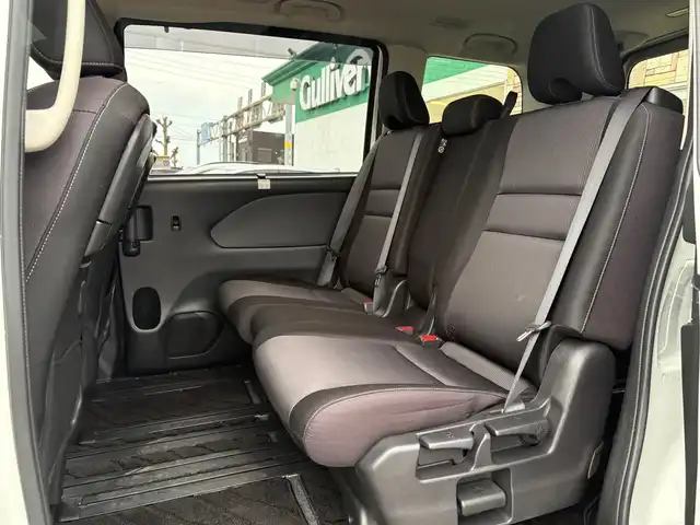 日産 セレナ ハイウェイスターVセレクションⅡ 徳島県 2019(平31)年 4.9万km ブリリアントホワイトパール 純正大型ナビ/（フルセグTV/Bluetooth/CD/DVD）/フリップダウンモニター/セーフティパックB/・プロパイロット（自動運転技術）/・車線逸脱防止システム/・SRSエアバック（カーテン/サイド）/・インテリジェントアラウンドビューモニター/・インテリジェントルームミラー/・踏み間違い衝突防止アシスト/・インテリジェントパーキングシステム/・標識検知機能/・ふらつき警報/・フロント/バックソナー/・電動パーキングブレーキ/・オートブレーキホールド/・ヒーター付ドアミラー/ハンズフリーパワースライドドア（運転席側/助手席側）/インテリジェントエマージェンシーブレーキ/LEDヘッドランプ/オートライト/ハイビームアシスト/フロントフォグランプ/革巻きステアリングホイール/SRSエアバック（運転席/助手席）/ETC/インテリジェントキー/プッシュエンジンスターター