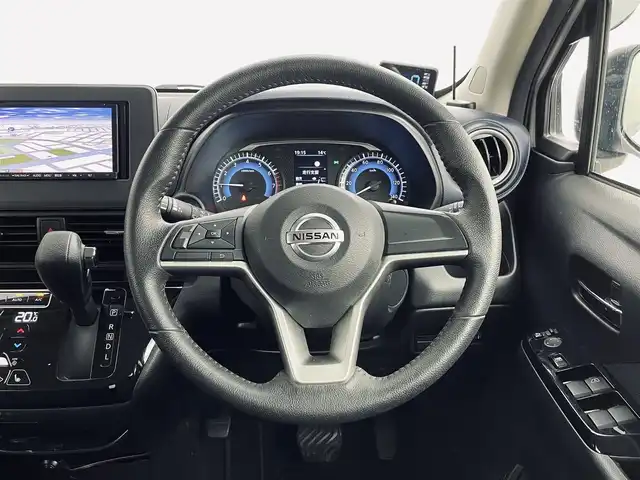 日産 デイズ ハイウェイスターX 道央・札幌 2021(令3)年 2.7万km ホワイトパール ・４WD/・寒冷地仕様/・社外ナビ/　CD/DVD/SD/BT/フルセグ/・バックカメラ/・前方ドライブレコーダー/・社外レーダー/・エマージェンシーブレーキ/・レーンキープアシスト/・LEDヘッドライト/・オートライト/・プッシュスタート/・スマートキー/・エンジンスターター/・純正フロアマット/・ドアバイザー/・社外AW付スタッドレス積込(155/65/R14)