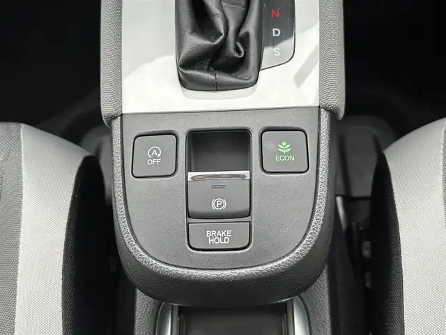 ホンダ フィット クロスター 山形県 2020(令2)年 2.1万km クリスタルブラックパール ４WD/寒冷地仕様/純正SDナビ/（CD/DVD/DTV/USB/Bluetooth）/バックカメラ/アダプティブクルーズコントロール/レーンキープアシスト/衝突被害軽減/スマートキー/純正16インチAW/横滑り防止装置/電動格納ミラー/純正フロアマット/ドアバイザー/ETC/社外ホイールスタッドレス車載/185/65/R15(6mm)