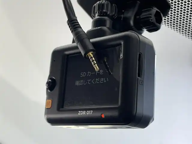 トヨタ アクア L 愛知県 2018(平30)年 5.8万km シルバーM カロッツェリアメモリナビ　バックカメラ　Ｂｌｕｅｔｏｏｔｈ　ＣＤ　ラジオＡＭＦＭ　ＥＴＣ　前後ドライブレコーダー　電動格納ミラー　ワイパーデアイサー　フロアマット　ドアバイザー　オートエアコン　禁煙車