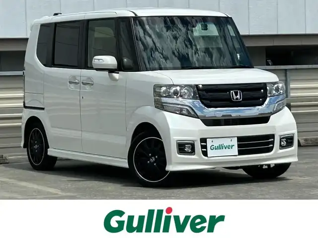 ホンダ Ｎ ＢＯＸ カスタム ターボ SSブラックSパッケージ 静岡県 2017(平29)年 5.3万km プレミアムホワイトパールⅡ 特別仕様車/あんしんパッケージ/誤発進抑制機能/純正メモリーナビ/オートライト/純正フロアマット/アイドリングストップ/ワンセグテレビ/DVD再生/ETC/両側パワースライドドア/プッシュスタート/ドライブレコーダー/HIDライト