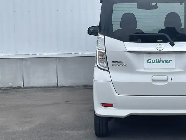 日産 デイズ ルークス ハイウェイスター Xターボ 愛媛県 2018(平30)年 6万km ホワイトパール 社外ナビ（Bluetooth/SD/CD/DVD/フルセグTV)/アランドビューモニター/ETC/前方ドライブレコーダー/左側パワースライドドア/純正14インチアルミホイール/純正フロアマット/純正ドアバイザー/LEDヘッドライト/オートマチックハイビーム/フォグランプ/ABS/横滑り防止装置/衝突被害軽減ブレーキ/電動格納ミラー