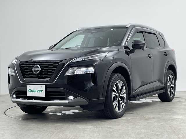 日産 エクストレイル X e－4ORCE 三重県 2023(令5)年 1.2万km ダイヤモンドブラック 禁煙車/純正9型ナビ（ML322D-L）/AM/FM/CD/DVD/BT/SD/フルセグTV/バックカメラ/サイドステップ（OP）/プロパイロット/エマージェンシーブレーキ /e-ペダル/電子パーキングブレーキ/オートホールド/シートヒーター （全席）/パワーシート/ステアリングヒーター/ステアリングスイッチ /革巻きステアリング/オートライト/ハイビームアシスト/LEDヘッドライト/LEDフォグ/ヘッドライトレベライザー/BSI/LDW/BSW/RCTA/社外前後ドライブレコーダー/ルーフレール /インテリジェントキー/プッシュスタート/純正アルミホイール