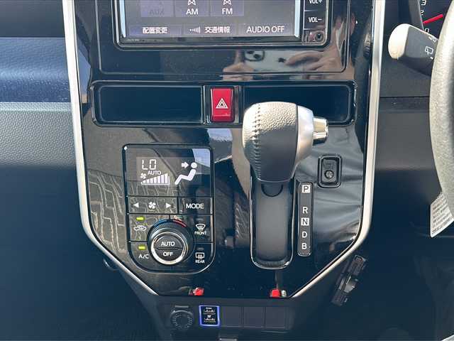 トヨタ ルーミー カスタムG－T 山梨県 2019(令1)年 1.6万km レーザーブルークリスタルシャイン 純正7インチナビ/Bluetooth接続/バックカメラ/衝突被害軽減システム/クルーズコントロール/両側パワースライドドア/ハンズフリーオートスライドドア/横滑り防止装置/純正ETC/ドライブレコーダー/アイドリングストップ/LEDヘッドライト/オートライト/オートハイビーム/社外14インチAW/純正AW付サマータイヤ/プッシュスタート/スマートキー/純正フロアマット/スペアキー/取扱説明書/保証書