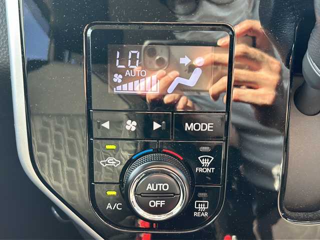 トヨタ ルーミー カスタムG－T 山梨県 2019(令1)年 1.6万km レーザーブルークリスタルシャイン 純正7インチナビ/Bluetooth接続/バックカメラ/衝突被害軽減システム/クルーズコントロール/両側パワースライドドア/ハンズフリーオートスライドドア/横滑り防止装置/純正ETC/ドライブレコーダー/アイドリングストップ/LEDヘッドライト/オートライト/オートハイビーム/社外14インチAW/純正AW付サマータイヤ/プッシュスタート/スマートキー/純正フロアマット/スペアキー/取扱説明書/保証書