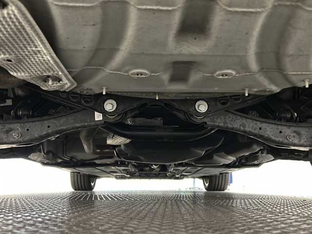 フォルクスワーゲン ゴルフ ヴァリアント TDI ハイライン マイスター 新潟県 2019(令1)年 2.3万km ピュアホワイト プレミアムサウンドシステム”DYNAUDIO”/チタンブラックレザーシート/オールインセーフティ/-アダプティブクルーズコントロール/-レーンキープアシスト/-ダイナミックライトアシスト/-パークアシスト/-ブラインドスポットディテクション/-リヤトラフィックアラート/-プリクラッシュブレーキ/純正SSDナビ”DiscoverPro”/(CD/DVD/Bluetooth/USB/AUX/フルセグTV)/リヤビューカメラ/アクティブインフォディスプレイ/ETC2.0/LEDヘッドライト/純正17インチアルミホイール/シートヒーター/メモリ付きパワーシート/電動パーキングブレーキ/オートブレーキホールド/パドルシフト/ステアリングリモコン/スマートキー