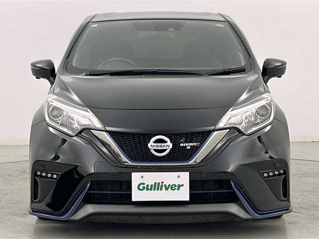 日産 ノート e－パワーニスモ S 宮城県 2019(平31)年 4.6万km スーパーブラック 追従型クルーズコントロール/エマージェンシーブレーキ/レーンキープアシスト/純正7インチナビ/（BT.SD.CD.DVD.USB.ipod）/アラウンドビューモニター/フルセグテレビ/インテリジェントデジタルインナーミラー/ビルトインETC/純正ドライブレコーダー（F）/革巻きステアリング/ステアリングスイッチ/プッシュスタート/スマートキー/純正フロアマット/純正16インチAW/純正ドアバイザー/LEDヘッドライト/LEDフォグランプ/コーナーセンサー/オートライト