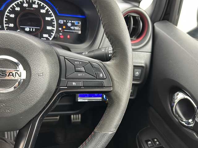 日産 ノート e－パワーニスモ S 宮城県 2019(平31)年 4.6万km スーパーブラック 追従型クルーズコントロール/エマージェンシーブレーキ/レーンキープアシスト/純正7インチナビ/（BT.SD.CD.DVD.USB.ipod）/アラウンドビューモニター/フルセグテレビ/インテリジェントデジタルインナーミラー/ビルトインETC/純正ドライブレコーダー（F）/革巻きステアリング/ステアリングスイッチ/プッシュスタート/スマートキー/純正フロアマット/純正16インチAW/純正ドアバイザー/LEDヘッドライト/LEDフォグランプ/コーナーセンサー/オートライト