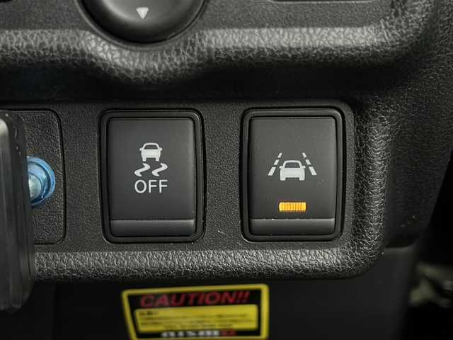 日産 ノート e－パワーニスモ S 宮城県 2019(平31)年 4.6万km スーパーブラック 追従型クルーズコントロール/エマージェンシーブレーキ/レーンキープアシスト/純正7インチナビ/（BT.SD.CD.DVD.USB.ipod）/アラウンドビューモニター/フルセグテレビ/インテリジェントデジタルインナーミラー/ビルトインETC/純正ドライブレコーダー（F）/革巻きステアリング/ステアリングスイッチ/プッシュスタート/スマートキー/純正フロアマット/純正16インチAW/純正ドアバイザー/LEDヘッドライト/LEDフォグランプ/コーナーセンサー/オートライト