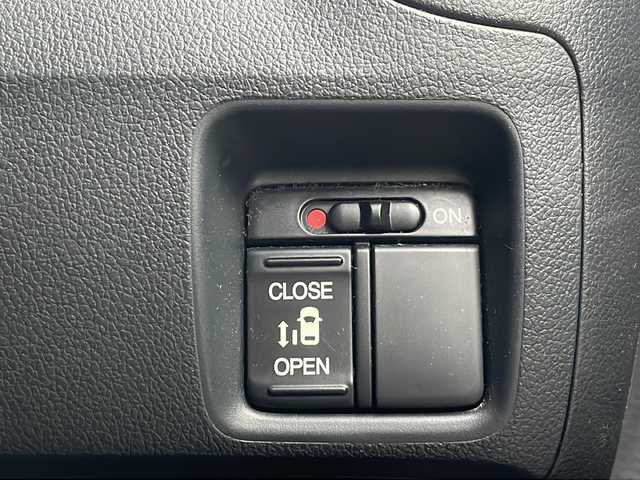 ホンダ Ｎ ＢＯＸ カスタム G Lパッケージ 青森県 2012(平24)年 9.4万km クリスタルブラックパール 4WD/純正9インチメモリナビ・ワンセグTV/CD・DVD・SD・USB/バックカメラ/片側パワースライドドア/純正ドライブレコーダー/横滑り防止装置/HIDヘッドライト/フォグライト/モデューロ14インチアルミ/スマートキー/スペアキー/純正フロアマット