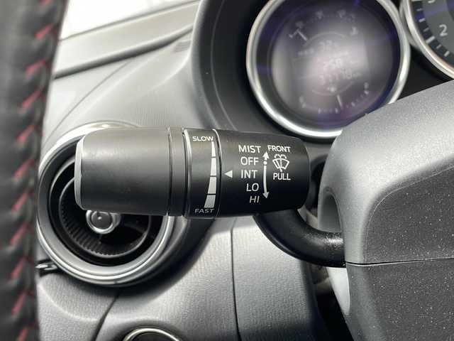 マツダ ロードスター S 静岡県 2016(平28)年 3.8万km ジェットブラックマイカ 純正オーディオ/・FM/・AM/・CD/・USB/・AUX/主要装備/・社外フロントリップスポイラー/・社外ボンネット/・アクティブボンネットキャンセラー/・純正オーディオ/・ＬＥＤヘッドライト/・プッシュスタート/・横滑り防止装置/・純正フロアマット/・スペアキー/・ステアリングスイッチ/・マニュアルエアコン