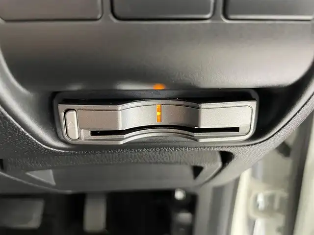 ホンダ グレイス ハイブリッド LX 沖縄県 2014(平26)年 6.7万km ホワイトオーキッドパール (株)IDOMが運営する【じしゃロンOO店】の自社ローン専用車両になりますこちらは現金またはオートローンご利用時の価格です。自社ローンご希望の方は別途その旨お申付け下さい/・プッシュスタート　/・ナビ　/・ＴＶ　/・バックカメラ　/・Ｂｌｕｅｔｏｏｔｈ接続　/・ＥＴＣ　/・クルーズコントロール　/・純正フロアマット　/・横すべり防止装置　/・スマートキー　/・パワーステアリング