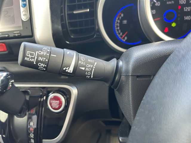 ホンダ Ｎ ＢＯＸ カスタム G ターボ Lパッケージ 静岡県 2015(平27)年 1.9万km スマートブラック ワンオーナー　/純正ナビ　/・ＴＶ　/・Ｂｌｕｅｔｏｏｔｈ接続　/・ＤＶＤ再生　/両側パワースライドドア/クルーズコントロール　/バックカメラ/プッシュスタート　/スマートキー　/ＥＴＣ　/ベンチシート　/ハーフレザー　/ＨＩＤオートライト/取扱説明書/保証書