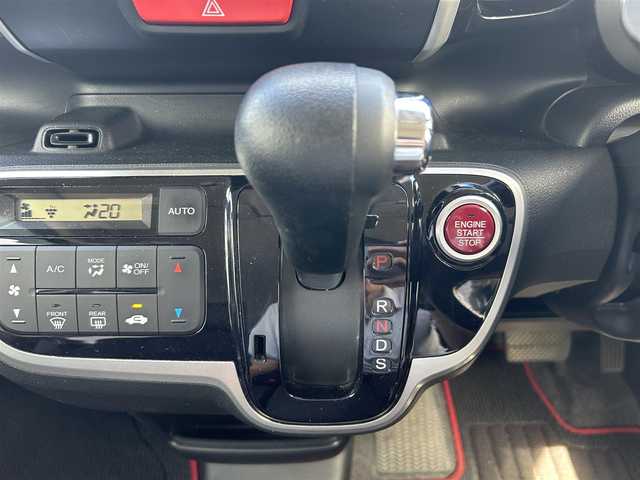 ホンダ Ｎ ＢＯＸ カスタム G ターボ Lパッケージ 静岡県 2015(平27)年 1.9万km スマートブラック ワンオーナー　/純正ナビ　/・ＴＶ　/・Ｂｌｕｅｔｏｏｔｈ接続　/・ＤＶＤ再生　/両側パワースライドドア/クルーズコントロール　/バックカメラ/プッシュスタート　/スマートキー　/ＥＴＣ　/ベンチシート　/ハーフレザー　/ＨＩＤオートライト/取扱説明書/保証書