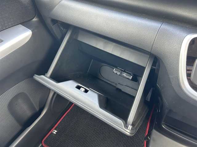 ホンダ Ｎ ＢＯＸ カスタム G ターボ Lパッケージ 静岡県 2015(平27)年 1.9万km スマートブラック ワンオーナー　/純正ナビ　/・ＴＶ　/・Ｂｌｕｅｔｏｏｔｈ接続　/・ＤＶＤ再生　/両側パワースライドドア/クルーズコントロール　/バックカメラ/プッシュスタート　/スマートキー　/ＥＴＣ　/ベンチシート　/ハーフレザー　/ＨＩＤオートライト/取扱説明書/保証書