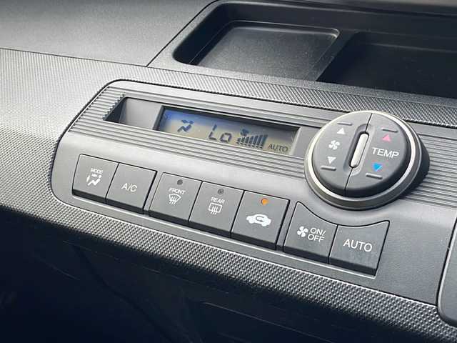 ホンダ フリード スパイク GL 新潟県 2012(平24)年 10.8万km プレミアムホワイトパール 純正HDDナビ(VXH-112VS)/CD/DVD/ワンセグテレビ/ミュージックサーバー/ETC/ドライブレコーダー/クルーズコントロール/両側パワースライドドア/スマートキー/キセノンヘッドライト/オートライト/純正15インチアルミホイール
