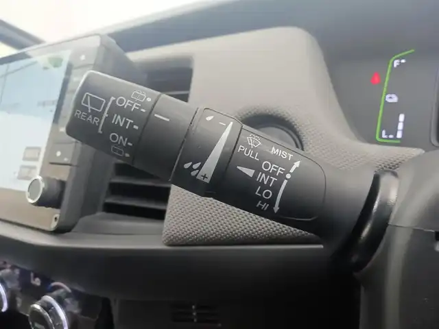 ホンダ フィット e:HEVクロスター 愛知県 2020(令2)年 3.6万km プラチナホワイトパール ホンダセンシング/・衝突軽減ブレーキシステム/・路外逸脱抑制機能/・アダプティブクルーズコントロール/・車線維持支援システム/・オートハイビーム/純正9インチナビ/USBポート/バックカメラ/前後ドライブレコーダー/ビルトインETC/ステアリングリモコン/純正LEDヘッドライト/純正16インチアルミホイール/電子パーキング/ブレーキホールド/スペアキー