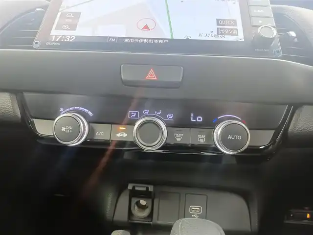 ホンダ フィット e:HEVクロスター 愛知県 2020(令2)年 3.6万km プラチナホワイトパール ホンダセンシング/・衝突軽減ブレーキシステム/・路外逸脱抑制機能/・アダプティブクルーズコントロール/・車線維持支援システム/・オートハイビーム/純正9インチナビ/USBポート/バックカメラ/前後ドライブレコーダー/ビルトインETC/ステアリングリモコン/純正LEDヘッドライト/純正16インチアルミホイール/電子パーキング/ブレーキホールド/スペアキー