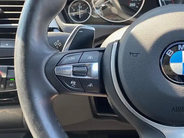 ＢＭＷ ３２０ｄ Mスポーツ 福岡県 2016(平28)年 2.7万km サファイアブラックP 後期/純正ナビ/CD/DVD/Bluetooth/USB/AUX/HUD/ハンズフリーパワーテールゲート/ACC/レーンキープ/ブラインドスポット/Bカメラ/パワーシート/LEDヘッドライト/コーナーセンサー/純正18インチアルミホイール/スマートキー