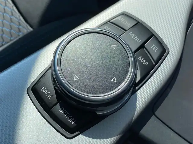 ＢＭＷ ３２０ｄ Mスポーツ 福岡県 2016(平28)年 2.7万km サファイアブラックP 後期/純正ナビ/CD/DVD/Bluetooth/USB/AUX/HUD/ハンズフリーパワーテールゲート/ACC/レーンキープ/ブラインドスポット/Bカメラ/パワーシート/LEDヘッドライト/コーナーセンサー/純正18インチアルミホイール/スマートキー