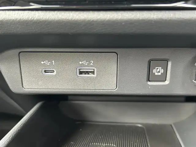 日産 ノート X 岡山県 2021(令3)年 0.4万km 白 登録時走行距離3883km/純正9インチナビ/（AM.FM.BT.フルセグ.HDMI）/インテリジェントエマージェンシーブレーキ/・被害軽減（自動）ブレーキ（対車両、歩行者）/・ペダル踏み間違い時加速抑制装置（前方）/・車線逸脱警報装置/・先進ライト/パノラミックビューモニター/デジタルインナーミラー/ワイヤレス充電/ドライブレコーダー/LEDヘッドライト/ETC2.0