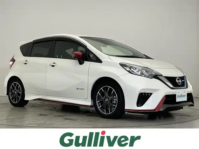 日産 ノート e－パワー ニスモ 滋賀県 2019(平31)年 6.1万km ブリリアントホワイトパール 純正7インチナビ/【Bluetooth/CD/DVD/フルセグTV/AUX/SD】/全方位カメラ/追従クルーズコントロール/レーンキープアシスト/衝突軽減ブレーキ/ETC/前方ドライブレコーダー/デジタルインナーミラー/純正フロアマット/ドアバイザー/プッシュスタート/スマートキー/ステアリングリモコン