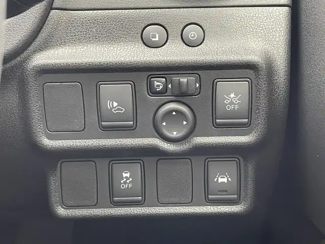 日産 ノート e－パワー ニスモ 滋賀県 2019(平31)年 6.1万km ブリリアントホワイトパール 純正7インチナビ/【Bluetooth/CD/DVD/フルセグTV/AUX/SD】/全方位カメラ/追従クルーズコントロール/レーンキープアシスト/衝突軽減ブレーキ/ETC/前方ドライブレコーダー/デジタルインナーミラー/純正フロアマット/ドアバイザー/プッシュスタート/スマートキー/ステアリングリモコン