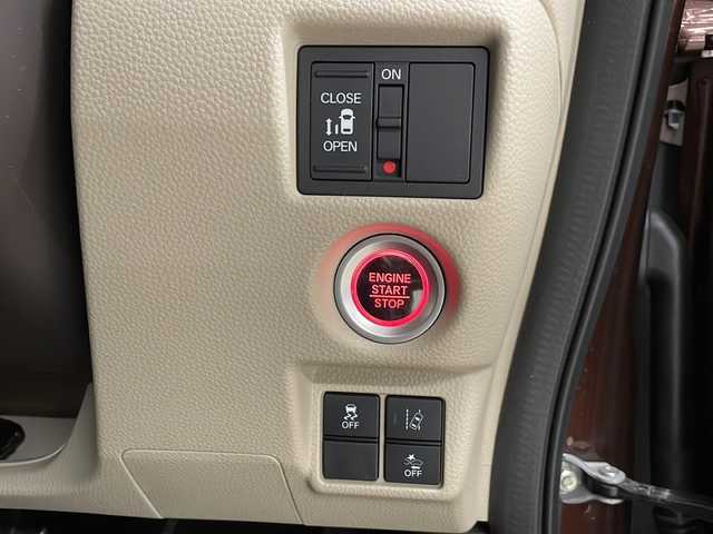 ホンダ Ｎ ＢＯＸ G L ホンダセンシング 熊本県 2020(令2)年 1.6万km プレミアムアガットブラウンP 社外ナビ(フルセグTV/Bluetooth/CD・DVD/)/バックカメラ/ETC/ドラレコ前後/コーナーセンサー/ホンダセンシング/・オートハイビーム/・衝突軽減ブレーキ/・路外逸脱抑制機能/・アダプティブクルーズコントール/・車線維持支援システム/片側パワースライドドア/前席シートヒーター/LEDライト/社外フロアマット/スペアキー/ステアリングカバー/USBポート