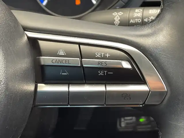 マツダ マツダ３セダン 15S ツーリング 栃木県 2020(令2)年 3.2万km ソウルレッドクリスタルM 純正ナビ/(フルセグTV・Bluetooth・AppleCarPlay・AndroidAuto・CD・DVD・USB・HDMI)/バックカメラ/衝突軽減システム/レーンキープアシスト/オートクルーズコントロール/前後コーナーセンサー/LEDヘッドライト/オートハイビーム/オートライト/ビルトインETC/MTモード付AT/純正アルミホイール/純正フロアマット/アイドリングストップ/スマートキー