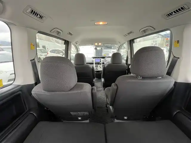 トヨタ ノア X Gエディション 神奈川県 2013(平25)年 12.2万km ホワイトパールクリスタルシャイン (株)IDOMが運営する【じしゃロン秦野店】の自社ローン専用車両になりますこちらは現金またはオートローンご利用時の価格です。自社ローンご希望の方は別途その旨お申付け下さい/純正ナビ　/Bluetooth接続/バックカメラ/ビルドインETC/シートヒーター/両側パワースライド