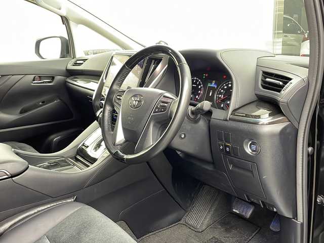 トヨタ アルファード S Cパッケージ 兵庫県 2017(平29)年 3.4万km ブラック ・アルパイン11インチナビ/Bluetooth/CD/DVD/SD/USB/テレビ/・バックカメラ/・アルパイン12.8インチリアフリップダウンモニター/・クルーズコントロール/・ドライブスタートコントロール/・純正ウッドコンビステアリング/・エグゼクティブシート/・クリアランスソナー/・イモビライザーシステム/・電子パーキングブレーキ/・オートホールド/・MTモード付AT/・ステアリングスイッチ/・ステアリングヒーター/・両側パワースライドドア/・パワーバックドア/・ハーフレザーシート/・全席パワーシート（運転席メモリー付き）/・オットマン/・社外フロアマット/・nanoe/・LEDヘッドライト/・純正規格外18インチアルミホイールタイヤ/・モデリスタエアロ/・モデリスタフロントグリル/・ビルトインETC/・プッシュスタートボタン/・スマートキー