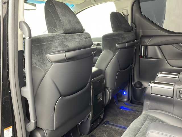 トヨタ アルファード S Cパッケージ 兵庫県 2017(平29)年 3.4万km ブラック ・アルパイン11インチナビ/Bluetooth/CD/DVD/SD/USB/テレビ/・バックカメラ/・アルパイン12.8インチリアフリップダウンモニター/・クルーズコントロール/・ドライブスタートコントロール/・純正ウッドコンビステアリング/・エグゼクティブシート/・クリアランスソナー/・イモビライザーシステム/・電子パーキングブレーキ/・オートホールド/・MTモード付AT/・ステアリングスイッチ/・ステアリングヒーター/・両側パワースライドドア/・パワーバックドア/・ハーフレザーシート/・全席パワーシート（運転席メモリー付き）/・オットマン/・社外フロアマット/・nanoe/・LEDヘッドライト/・純正規格外18インチアルミホイールタイヤ/・モデリスタエアロ/・モデリスタフロントグリル/・ビルトインETC/・プッシュスタートボタン/・スマートキー