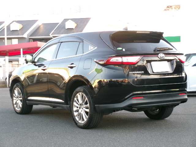 トヨタ ハリアー プレミアム メタル&レザーP 岡山県 2018(平30)年 5.5万km ブラック ワンオーナー/アルパイン10インチメモリーナビ/フルセグ・DVD・Bluetooth/バックカメラ/スマートキー/カードキー/三眼LEDヘッドライト/パワーバックドア/ブラウンレザーシート/D・N席シートヒーター/D・N席パワーシート/シーケンシャルターンランプ/ツィーター/ドライブレコーダー/トヨタセーフティセンス/・PCS/・LDA/・AHB/・レーダークルーズコントロール