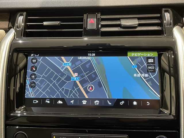 ランドローバー ランドローバー ディスカバリー HSE 新潟県 2018(平30)年 4.5万km エイントリー・グリーン オプション装備/デザイナーズチョイス2/-In Control プロテクト/-自動緊急ブレーキ/-ドライブプロパック/-電動調整可倒式自動防眩ドアミラー/-デジタルTVチューナー/-5+2シート/-シートヒーターフロント/-ヒーテッドフロントスクリーン/-アダプティブLEDオートヘッドランプ/-リモートインテリジェントシートフォールドパック/-360度パーキングエイド/4ゾーンエアコンディショナー/MERIDIANサラウンドサウンドシステム/20インチアロイホイール（グロスブラックフィニッシュ）/ステアリングホイールヒーター/シートヒーターリア/スライディングパノラミックルーフ/主要装備/純正ナビ/パワーテールゲート/グレインレザーシート/パワーシート（運転席12ウェイ、助手席10ウェイ）/純正フロアマット