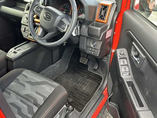 ダイハツ タフト G ターボ 秋田県 2020(令2)年 2万km コンパーノレッド 4WD/ワンオーナー/純正SDナビ/Bluetooth、CD/DVD、フルセグTV/全方位カメラ/レーダークルーズコントロール/ドライブレコーダー/ガラスルーフ/前席シートヒーター/社外15インチAW/純正15インチAWサマータイヤ積込/保証書、取説