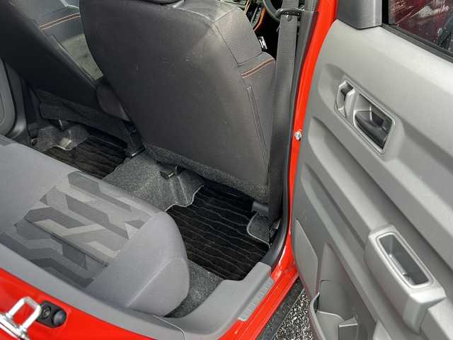 ダイハツ タフト G ターボ 秋田県 2020(令2)年 2万km コンパーノレッド 4WD/ワンオーナー/純正SDナビ/Bluetooth、CD/DVD、フルセグTV/全方位カメラ/レーダークルーズコントロール/ドライブレコーダー/ガラスルーフ/前席シートヒーター/社外15インチAW/純正15インチAWサマータイヤ積込/保証書、取説