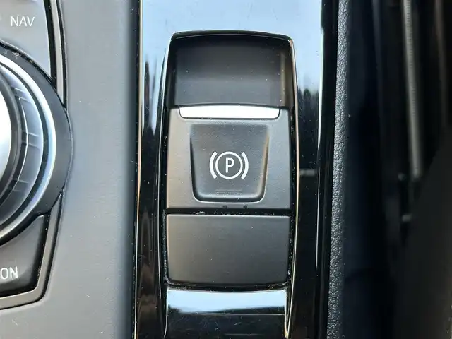 ＢＭＷ Ｘ１ xDrive 18d Mスポーツ 茨城県 2020(令2)年 6.2万km サファイアブラックP 前後ドラレコ/パドルシフト/ヒルディセントコントロール/PDC/ACC/ドラビングアシスト/Mスポーツサスペンション/コンフォートアクセス/iDriveナビ（HDD)/Bカメラ/BT/USB/10.25インチディスプレイ/前席電動シート（運転席M付）/コンフォートパッケージ