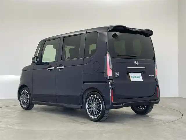 ホンダ Ｎ ＢＯＸ カスタム ターボ 埼玉県 2024(令6)年 0.6万km トワイライトミストブラックパール ホンダセンシング/衝突軽減ブレーキ/レーンキープ/アダプティブクルーズコントロール/オートハイビーム/誤発進抑制機能/純正9インチSDナビ/DTV DVD CD BT USB SD iPod/マルチビューカメラ/パドルシフト/両側パワースライドドア/ハーフレザー/前席シートヒーター/オートリトラミラー/チップアップシート/LEDオートライト/スペアキー