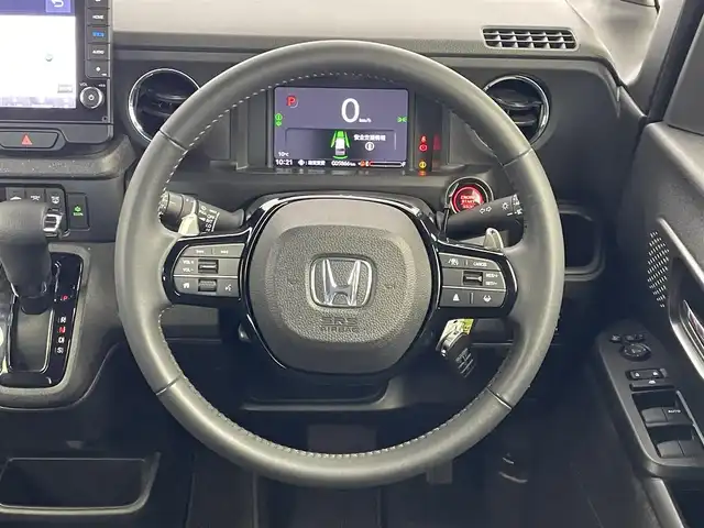 ホンダ Ｎ ＢＯＸ カスタム ターボ 埼玉県 2024(令6)年 0.6万km トワイライトミストブラックパール ホンダセンシング/衝突軽減ブレーキ/レーンキープ/アダプティブクルーズコントロール/オートハイビーム/誤発進抑制機能/純正9インチSDナビ/DTV DVD CD BT USB SD iPod/マルチビューカメラ/パドルシフト/両側パワースライドドア/ハーフレザー/前席シートヒーター/オートリトラミラー/チップアップシート/LEDオートライト/スペアキー