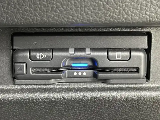 スズキ ワゴンＲ スマイル HYBRID X 道央・札幌 2024(令6)年 1.2万km アーバンブラウンパールM / ウッディブラウン ・４WD/・寒冷地仕様/・純正メモリナビ/　CD／DVD／Bluetooth／フルセグ/・全方位モニター/・ビルトインETC/・社外ドライブレコーダー/・衝突軽減ブレーキ/・レーンキープアシスト/・横滑り防止装置/・アイドリングストップ/・コーナーセンサー/・両側パワースライドドア/・前席シートヒーター/・ステアリングスイッチ/・USB入力端子/・LEDヘッドライト/・フォグライト/・スマートキー/・プッシュスタート