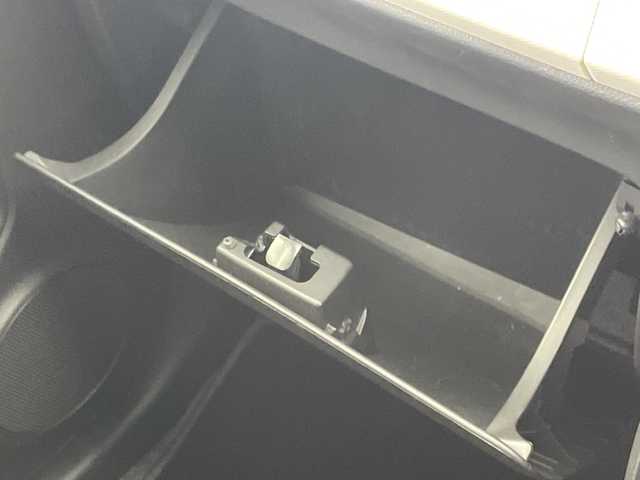 スズキ アルト L 群馬県 2017(平29)年 1.4万km 青 デイスプレイオーディオ　バックカメラ　オートライト　純正フロアマット　シートヒーター　電動格納ミラー　アイドリングストップ　スマートキー　横滑り防止機能　パワーステアリング　ワンオーナー　禁煙車