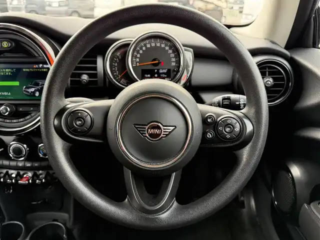 ＭＩＮＩ ミニ ヴィクトリア 道南・函館 2020(令2)年 1.7万km 青 純正ナビ/衝突軽減ブレーキ/バックカメラ/クルーズコントロール/フロント・リアフォグライト/オートライト/ＨＩＤヘッドライト/純正アルミホイール/アイドリングストップ