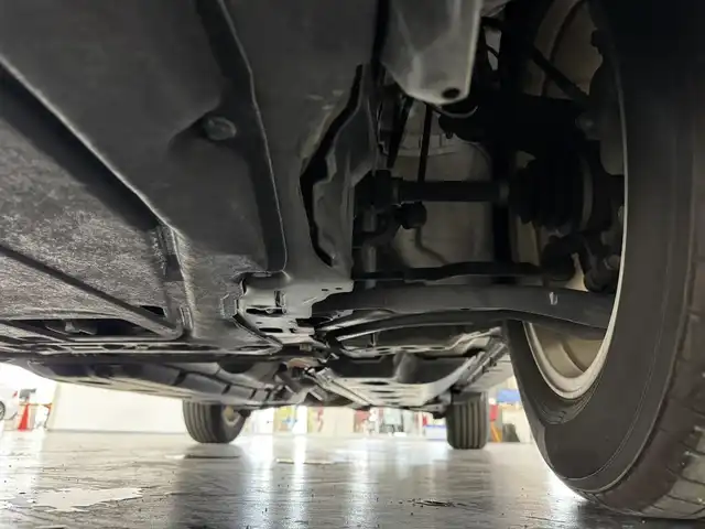 日産 エクストレイル ハイブリッド 20X 三重県 2018(平30)年 3.1万km ダイヤモンドブラック ハイブリッド/4WD（ALL MODE 4x4-i）/フロアCVT/純正 9インチナビ MM517D-L/（iPod/USB/SD/CD/DVD/Blu-ray/TV/FM/AM/BluetoothMUSIC STOCKER/AUX/VTR（ドラレコ）/HDMI/）/【OP】インテリジェント アラウンドビューモニター（移動物検知機能付）/ドライブレコーダー 前方/ビルトイン ETC/安全/・エマージェンシーブレーキ/・LDW（車線逸脱警報）/・進入禁止標識検知機能/・フロント＆バックソナー/・コーナリングスタビリティアシスト/・アクティブエンジンブレーキ/装備/・【OP】インテリジェント ルームミラー（デジタルインナーミラー）/・リモコンオートバックドア/・防水シート（黒）/・左右独立オートエアコン/・オートライト/・LEDヘッドライト/・フロントフォグライト/・ステアリングスイッチ/・プッシュスタート/・電動格納ドアミラー/・純正17inAW/・保/取/ナビ取/・インテリジェントキーx2