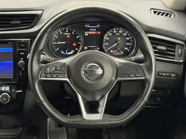 日産 エクストレイル ハイブリッド 20X 三重県 2018(平30)年 3.1万km ダイヤモンドブラック ハイブリッド/4WD（ALL MODE 4x4-i）/フロアCVT/純正 9インチナビ MM517D-L/（iPod/USB/SD/CD/DVD/Blu-ray/TV/FM/AM/BluetoothMUSIC STOCKER/AUX/VTR（ドラレコ）/HDMI/）/【OP】インテリジェント アラウンドビューモニター（移動物検知機能付）/ドライブレコーダー 前方/ビルトイン ETC/安全/・エマージェンシーブレーキ/・LDW（車線逸脱警報）/・進入禁止標識検知機能/・フロント＆バックソナー/・コーナリングスタビリティアシスト/・アクティブエンジンブレーキ/装備/・【OP】インテリジェント ルームミラー（デジタルインナーミラー）/・リモコンオートバックドア/・防水シート（黒）/・左右独立オートエアコン/・オートライト/・LEDヘッドライト/・フロントフォグライト/・ステアリングスイッチ/・プッシュスタート/・電動格納ドアミラー/・純正17inAW/・保/取/ナビ取/・インテリジェントキーx2