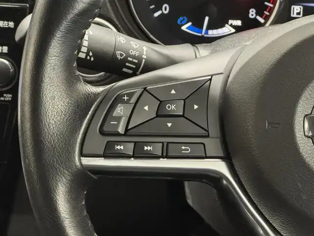 日産 エクストレイル ハイブリッド 20X 三重県 2018(平30)年 3.1万km ダイヤモンドブラック ハイブリッド/4WD（ALL MODE 4x4-i）/フロアCVT/純正 9インチナビ MM517D-L/（iPod/USB/SD/CD/DVD/Blu-ray/TV/FM/AM/BluetoothMUSIC STOCKER/AUX/VTR（ドラレコ）/HDMI/）/【OP】インテリジェント アラウンドビューモニター（移動物検知機能付）/ドライブレコーダー 前方/ビルトイン ETC/安全/・エマージェンシーブレーキ/・LDW（車線逸脱警報）/・進入禁止標識検知機能/・フロント＆バックソナー/・コーナリングスタビリティアシスト/・アクティブエンジンブレーキ/装備/・【OP】インテリジェント ルームミラー（デジタルインナーミラー）/・リモコンオートバックドア/・防水シート（黒）/・左右独立オートエアコン/・オートライト/・LEDヘッドライト/・フロントフォグライト/・ステアリングスイッチ/・プッシュスタート/・電動格納ドアミラー/・純正17inAW/・保/取/ナビ取/・インテリジェントキーx2
