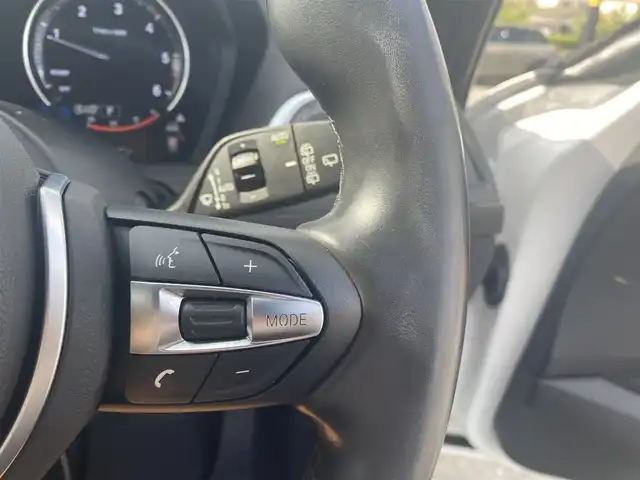ＢＭＷ １１８ｄ Mスポーツ エディションシャドー 福岡県 2017(平29)年 4.6万km アルピンホワイトⅢ ・アクティブクルーズコントロール/・純正ＨＤＤナビ／Ｂｌｕｅｔｏｏｔｈ／ＣＤ／ＤＶＤ/・バックカメラ/・茶革シート／シートヒーター/・社外前後ドライブレコーダー/・ＥＴＣ/・純正１８ＡＷ/・プッシュスタート/・パーキングアシスト/・スマートキー/・レーンキープアシスト/・オートライト/・LEDライト/・取扱説明書