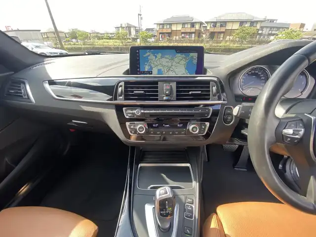 ＢＭＷ １１８ｄ Mスポーツ エディションシャドー 福岡県 2017(平29)年 4.6万km アルピンホワイトⅢ ・アクティブクルーズコントロール/・純正ＨＤＤナビ／Ｂｌｕｅｔｏｏｔｈ／ＣＤ／ＤＶＤ/・バックカメラ/・茶革シート／シートヒーター/・社外前後ドライブレコーダー/・ＥＴＣ/・純正１８ＡＷ/・プッシュスタート/・パーキングアシスト/・スマートキー/・レーンキープアシスト/・オートライト/・LEDライト/・取扱説明書