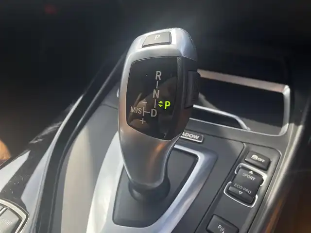 ＢＭＷ １１８ｄ Mスポーツ エディションシャドー 福岡県 2017(平29)年 4.6万km アルピンホワイトⅢ ・アクティブクルーズコントロール/・純正ＨＤＤナビ／Ｂｌｕｅｔｏｏｔｈ／ＣＤ／ＤＶＤ/・バックカメラ/・茶革シート／シートヒーター/・社外前後ドライブレコーダー/・ＥＴＣ/・純正１８ＡＷ/・プッシュスタート/・パーキングアシスト/・スマートキー/・レーンキープアシスト/・オートライト/・LEDライト/・取扱説明書