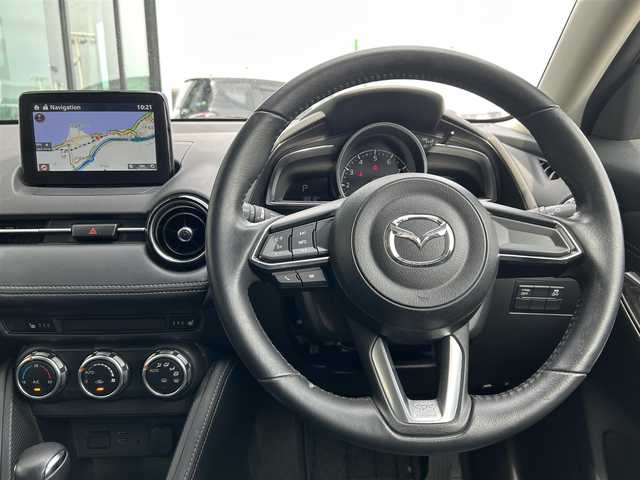 マツダ デミオ 13S ツーリング 島根県 2016(平28)年 1.9万km マシーングレープレミアムM スマートシティブレーキサポート/純正ナビ/Bluetooth/USB/ステアリングスイッチ/スマートキー/プッシュスタート /アイドリングストップ/ETC/純正アルミホイール/LEDオートライト/純正フロアマット
