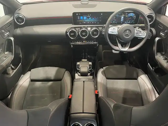 メルセデス・ベンツ Ａ１８０ スタイル AMGライン 愛知県 2019(令1)年 5.3万km ジュピターレッド レーダーセーフティーＰＫＧ　/ＭＢＵＸ　/Ｂｌｕｅｔｏｏｔｈ　/フルセグＴＶ　/バックカメラ　/ＡＣＣ　/ＬＫＡ　/ＬＤＷ　/ＢＳＭ　/ハーフレザー　/シートヒーター　/ワイヤレスチャージ　/ドライブレコーダー　/ＥＴＣ２．０